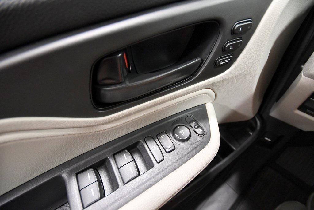 new 2026 Honda Odyssey car, priced at $42,089