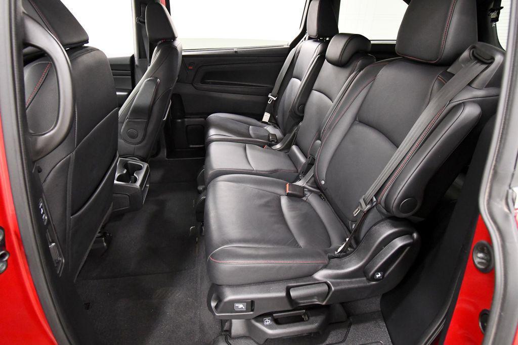 used 2025 Honda Odyssey car, priced at $37,349