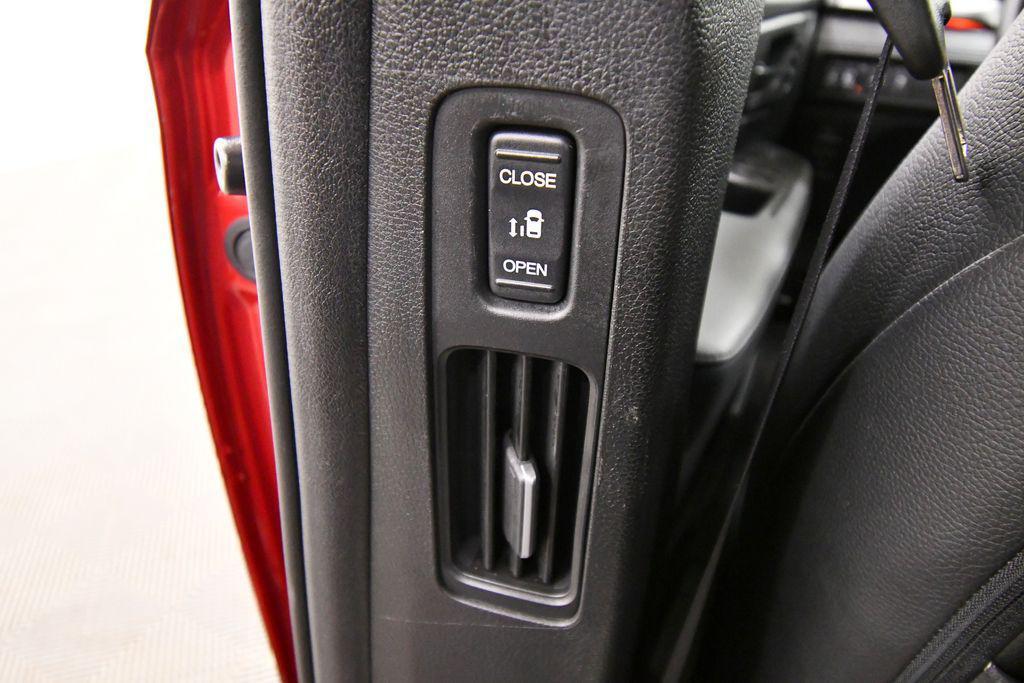 used 2025 Honda Odyssey car, priced at $37,349