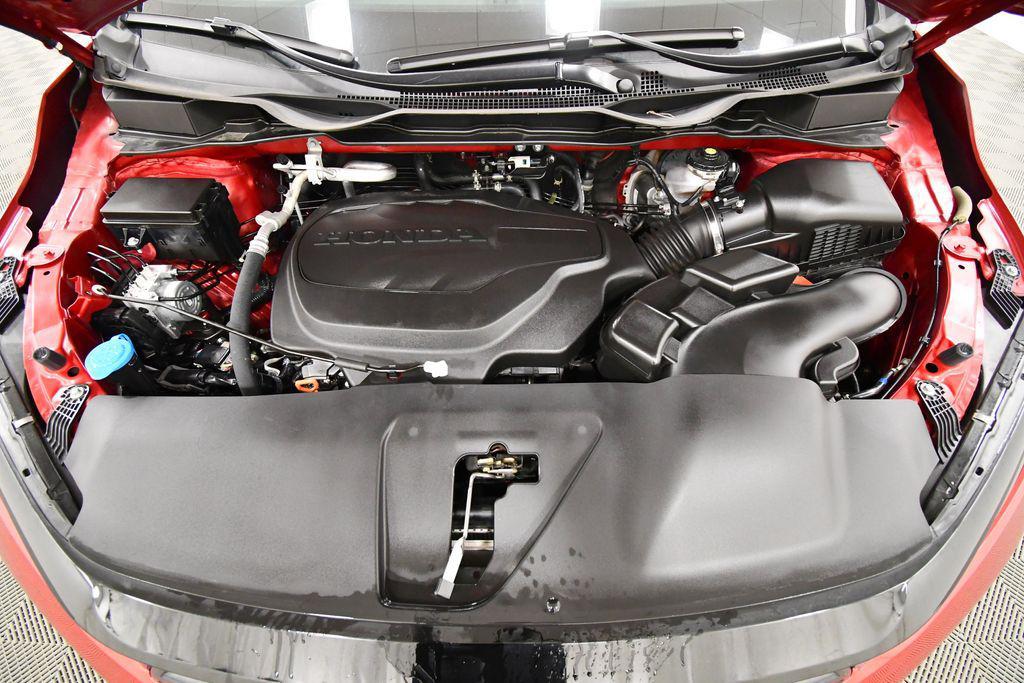 used 2025 Honda Odyssey car, priced at $37,349