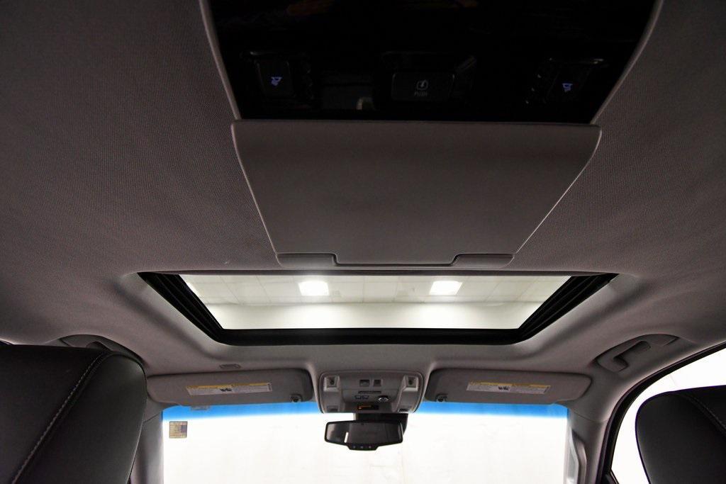 used 2016 GMC Yukon XL car, priced at $15,749