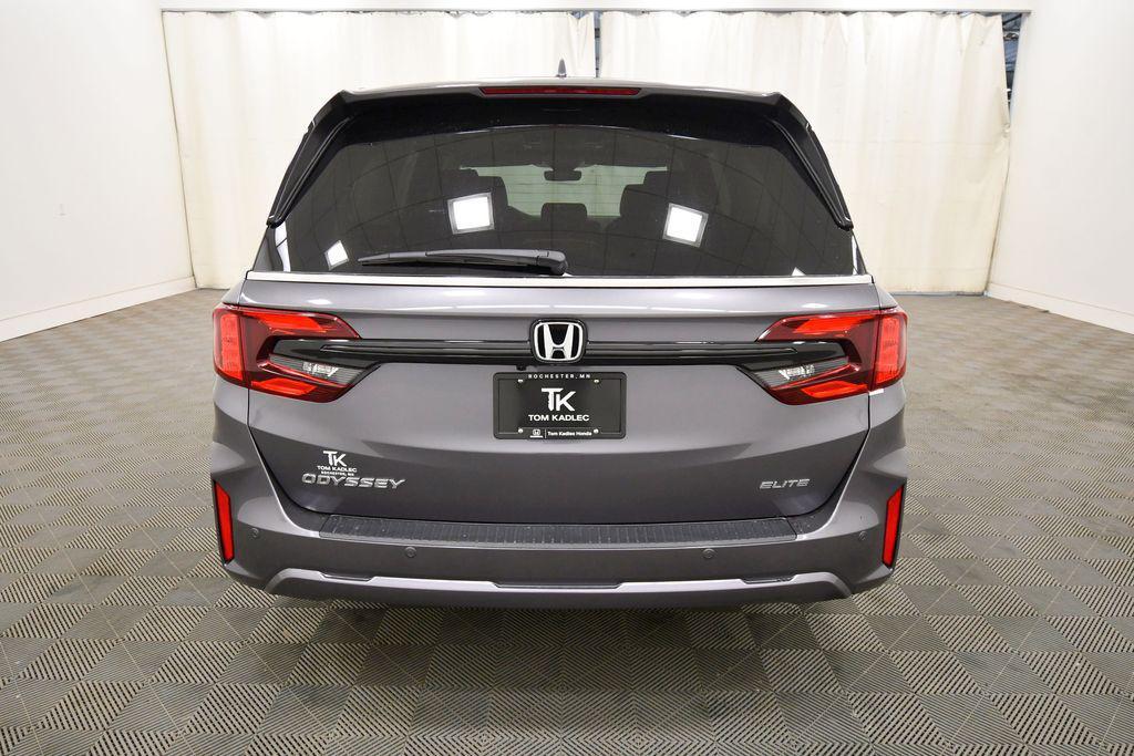 new 2026 Honda Odyssey car, priced at $49,302