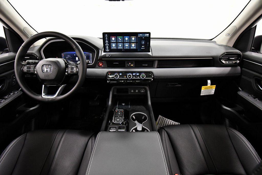 new 2026 Honda Pilot car, priced at $50,199