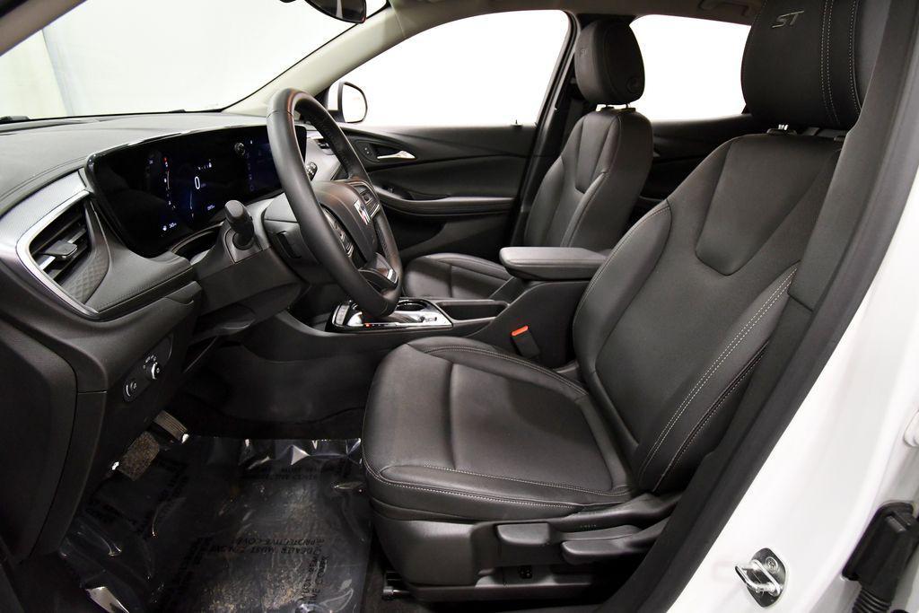 used 2024 Buick Encore GX car, priced at $23,220
