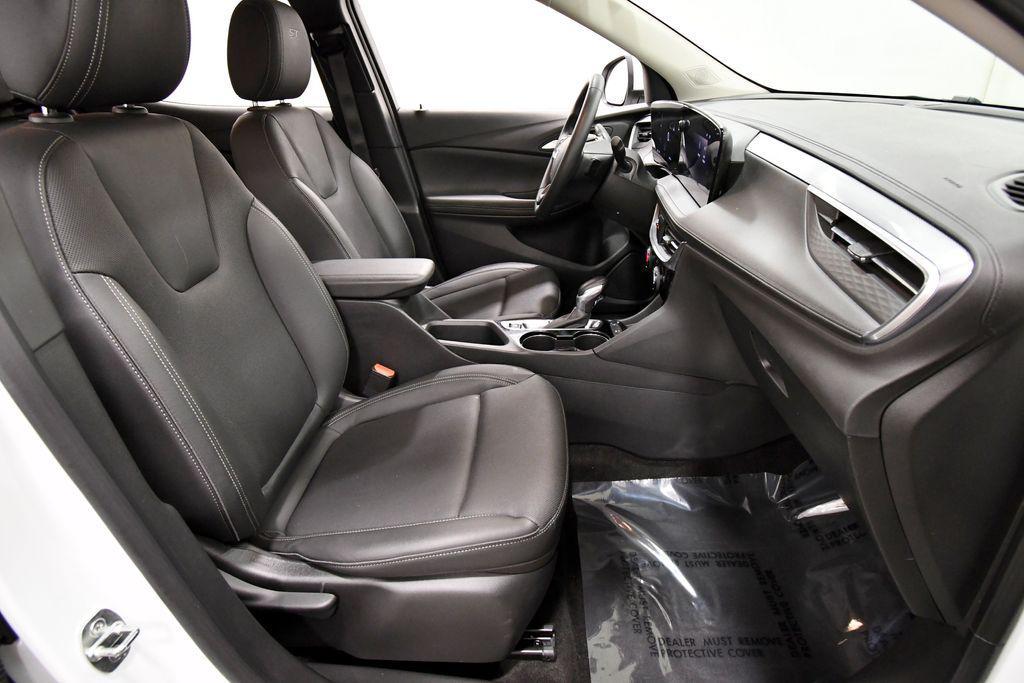 used 2024 Buick Encore GX car, priced at $23,220