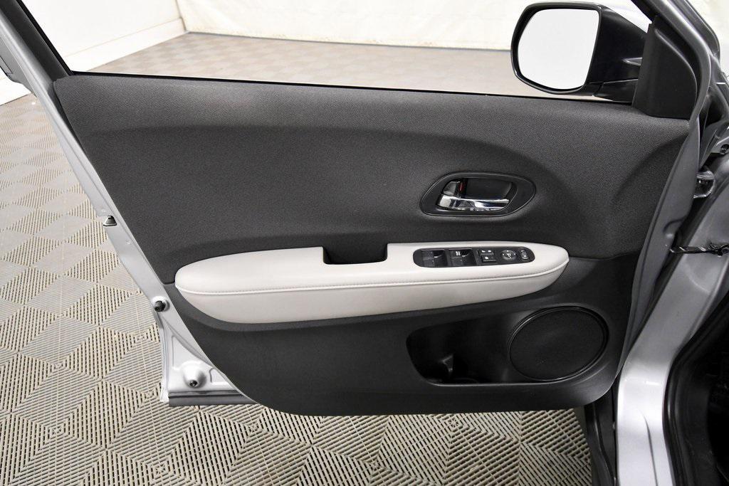 used 2022 Honda HR-V car, priced at $19,999