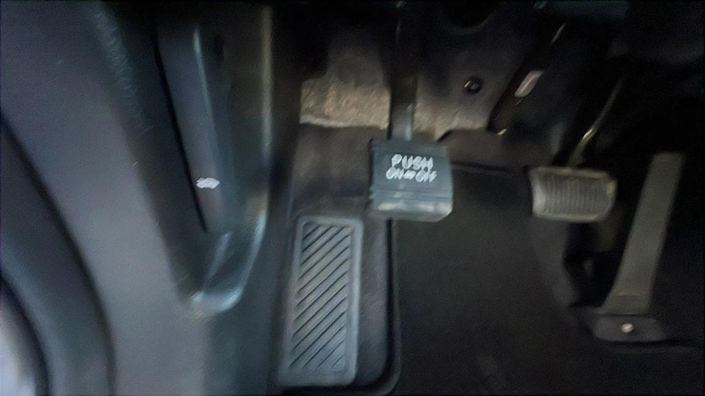 used 2016 Hyundai Santa Fe car, priced at $11,989