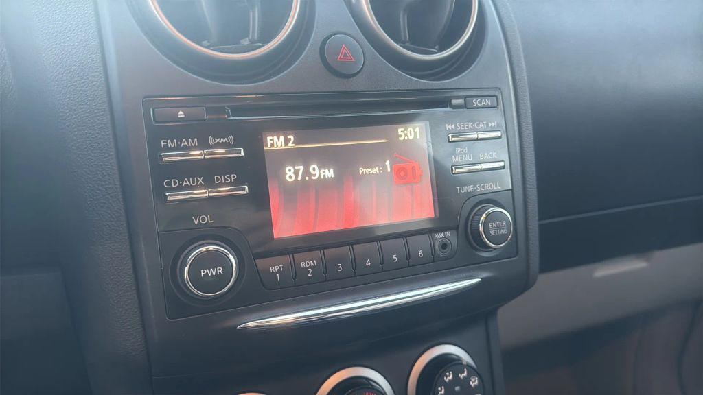 used 2015 Nissan Rogue Select car, priced at $7,399