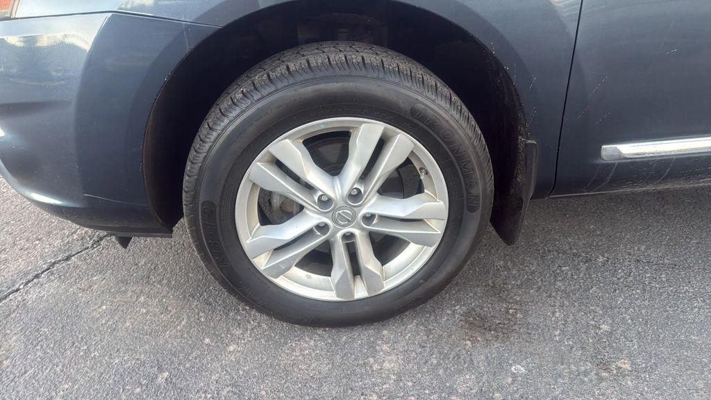 used 2015 Nissan Rogue Select car, priced at $7,399