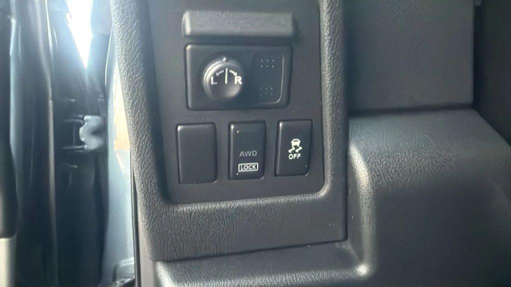 used 2015 Nissan Rogue Select car, priced at $7,399