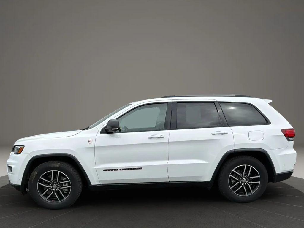 used 2017 Jeep Grand Cherokee car, priced at $18,989