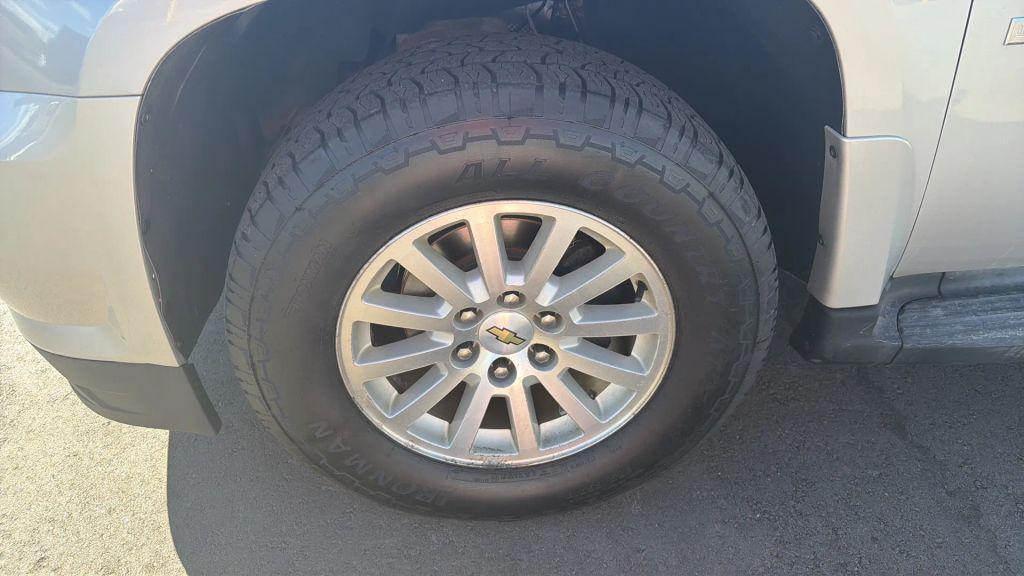 used 2009 Chevrolet Tahoe Hybrid car, priced at $9,399