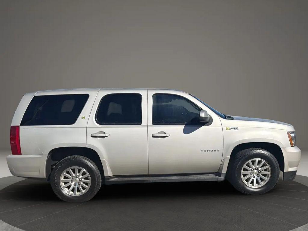 used 2009 Chevrolet Tahoe Hybrid car, priced at $9,399