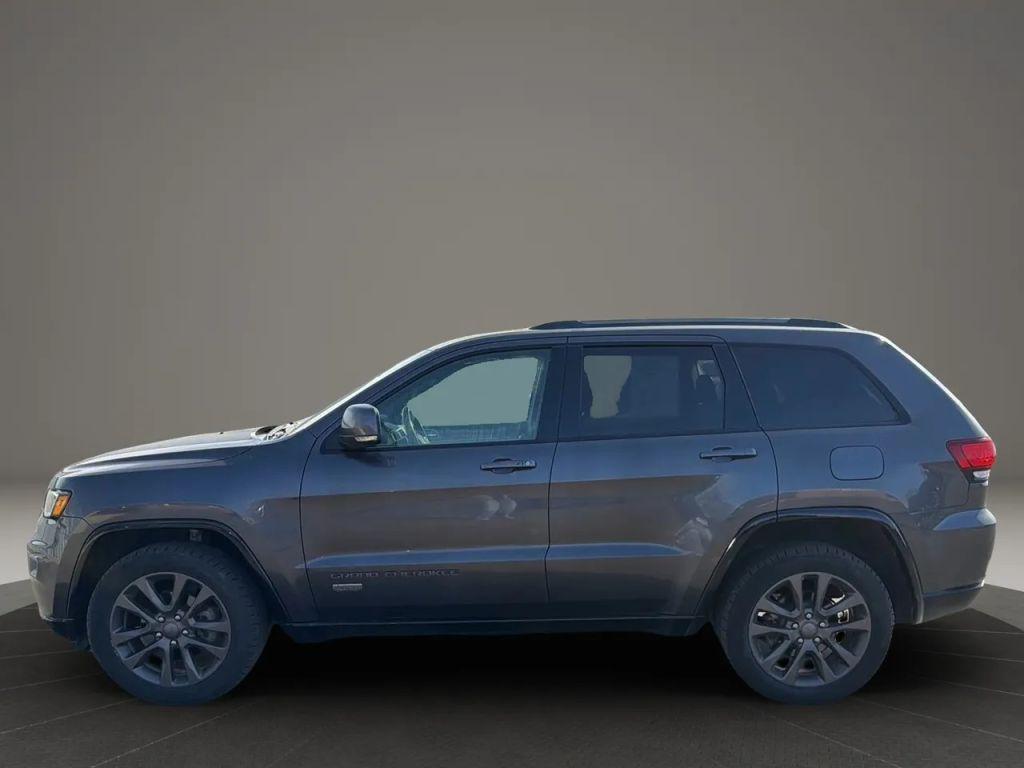 used 2016 Jeep Grand Cherokee car, priced at $11,989