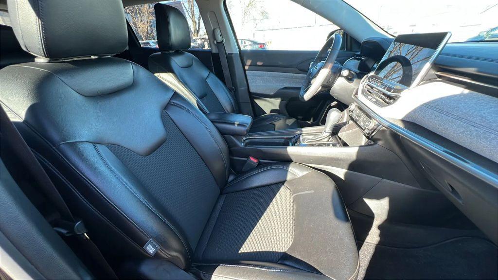 used 2022 Jeep Compass car, priced at $14,989