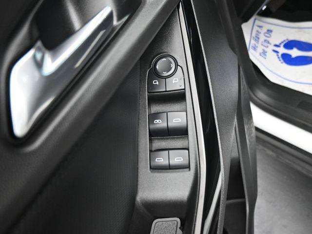 used 2025 Chevrolet Equinox car, priced at $22,982