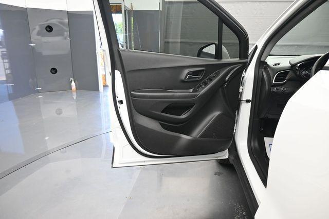 used 2022 Chevrolet Trax car, priced at $15,957
