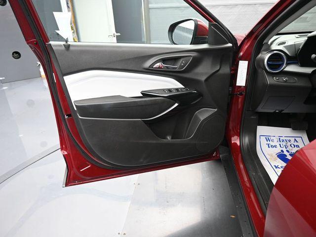 used 2025 Chevrolet Trax car, priced at $19,982