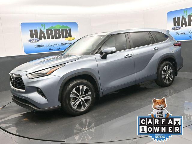 used 2023 Toyota Highlander car, priced at $34,982