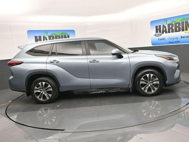 used 2023 Toyota Highlander car, priced at $34,982