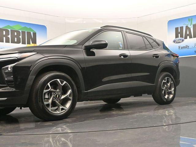 used 2025 Chevrolet Trax car, priced at $19,982