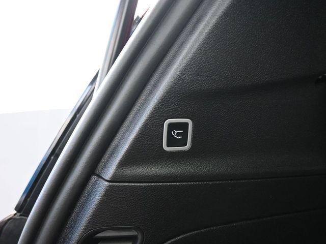 used 2025 Chrysler Pacifica car, priced at $30,982