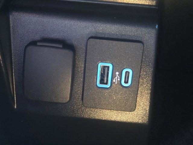 used 2023 Ford Explorer car