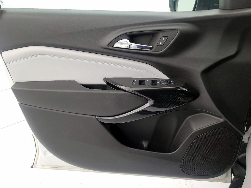 used 2025 Chevrolet Trax car, priced at $21,998