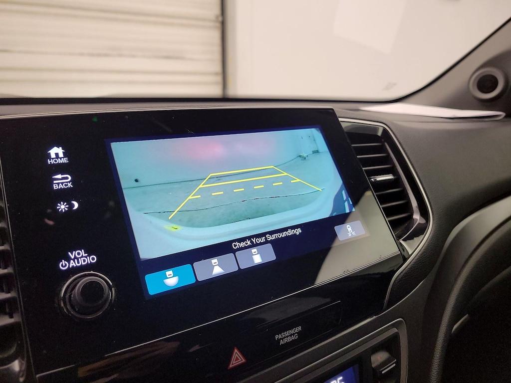 used 2022 Honda Pilot car, priced at $27,998