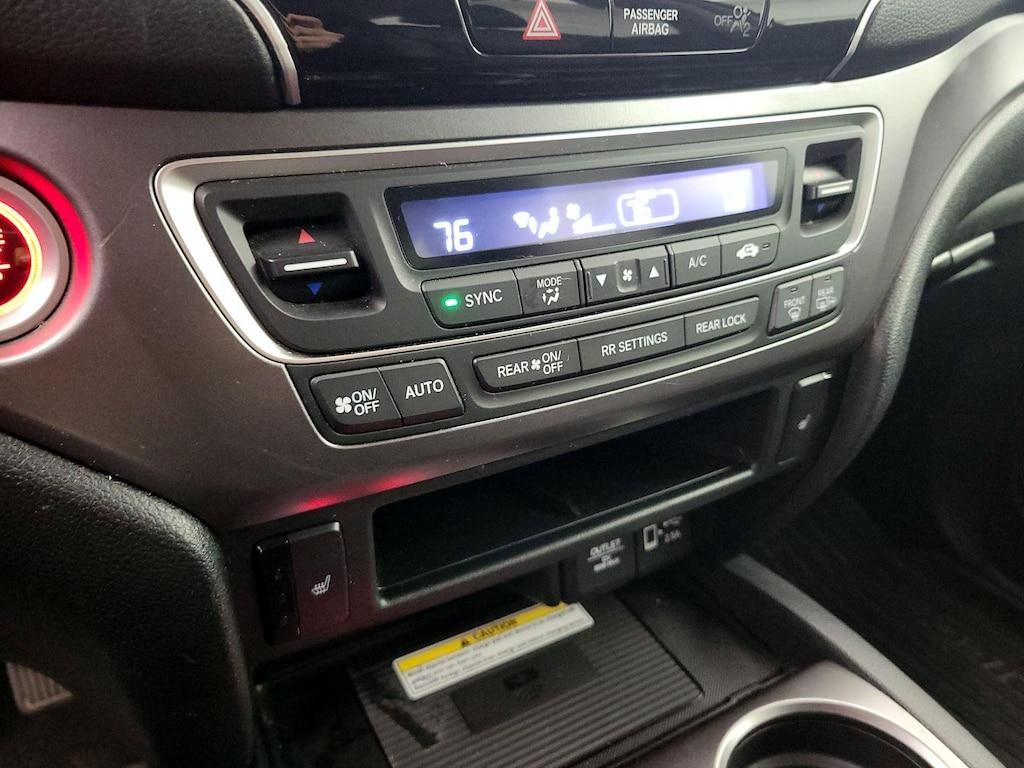 used 2022 Honda Pilot car, priced at $27,998