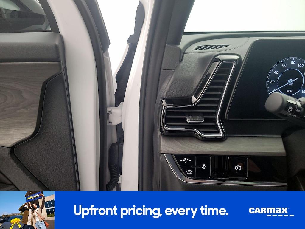 used 2025 Kia Sportage car, priced at $32,998