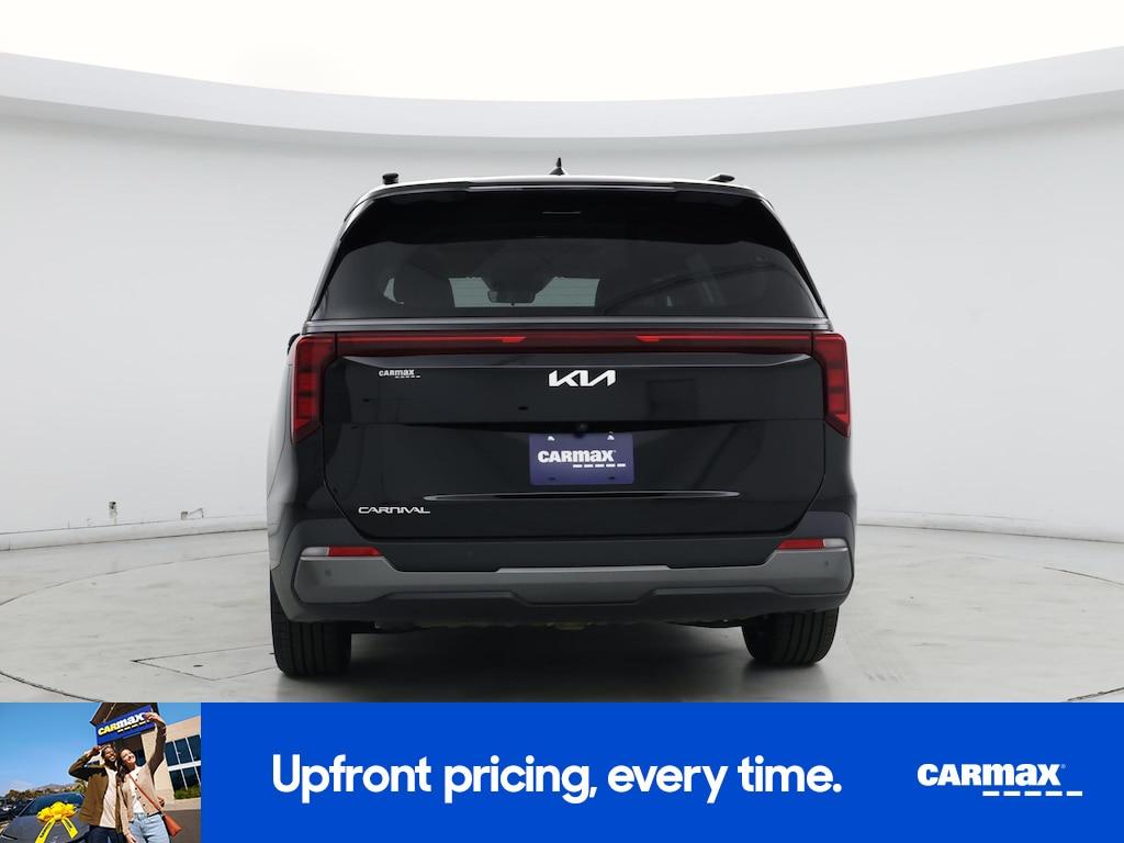 used 2025 Kia Carnival car, priced at $41,998