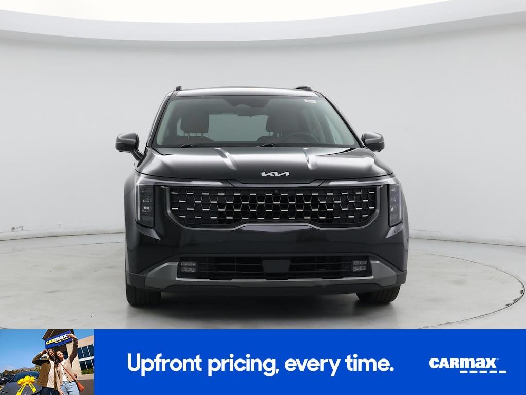 used 2025 Kia Carnival car, priced at $41,998