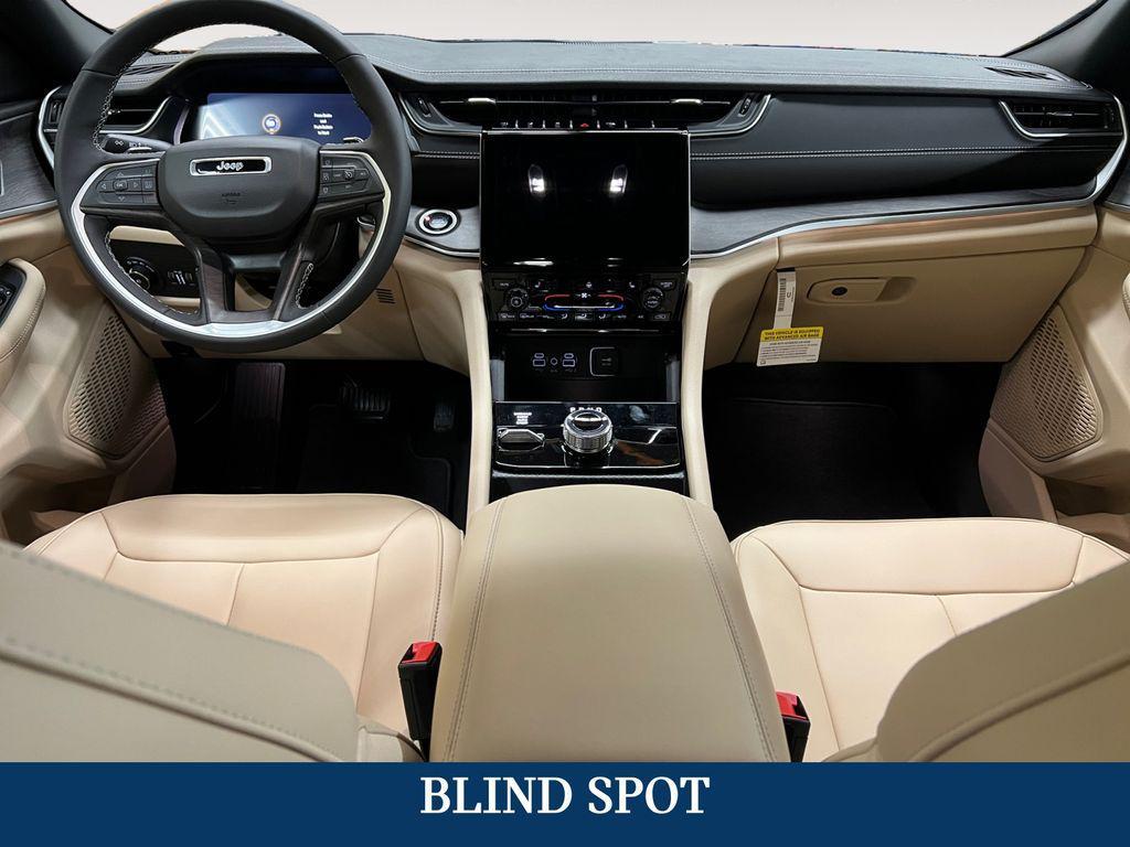 new 2025 Jeep Grand Cherokee car, priced at $50,805