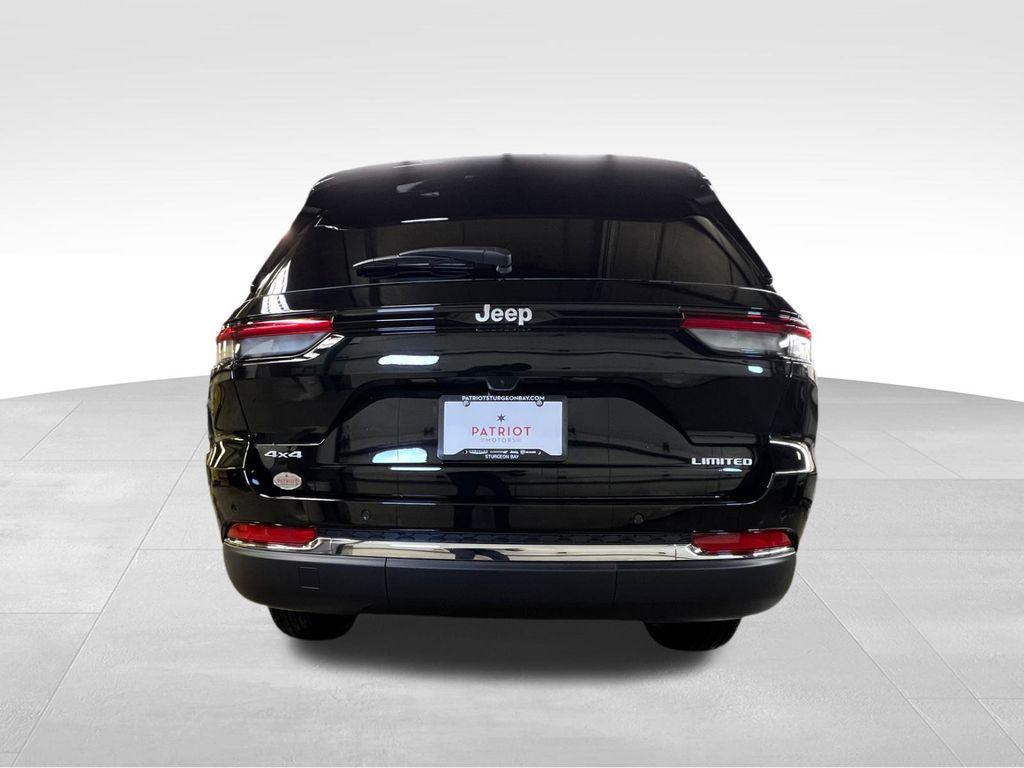 new 2025 Jeep Grand Cherokee car, priced at $50,805