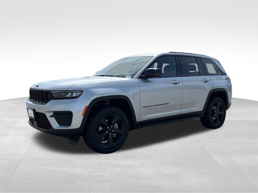 new 2025 Jeep Grand Cherokee car, priced at $48,750