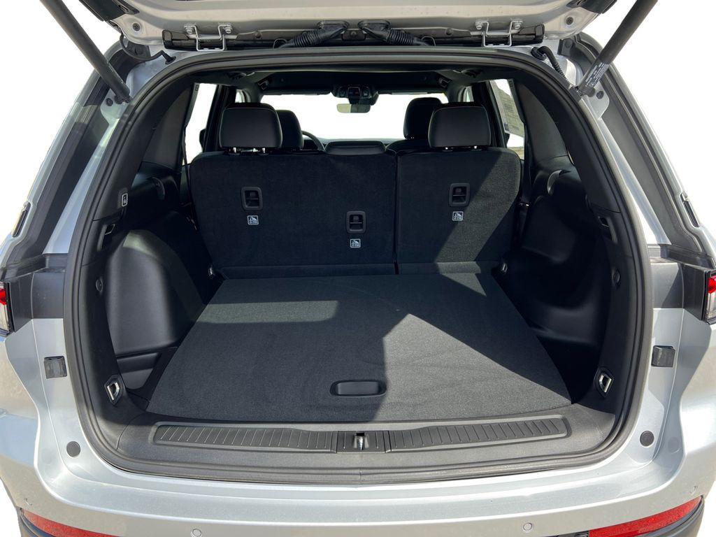 new 2025 Jeep Grand Cherokee car, priced at $48,750