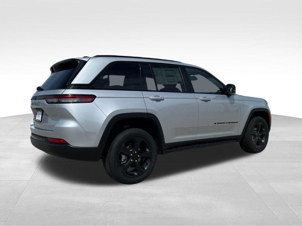 new 2025 Jeep Grand Cherokee car, priced at $48,750