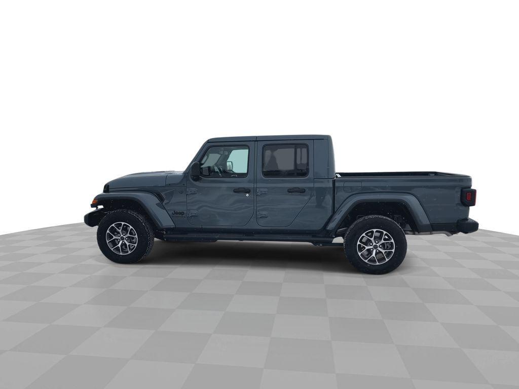 new 2026 Jeep Gladiator car, priced at $52,988