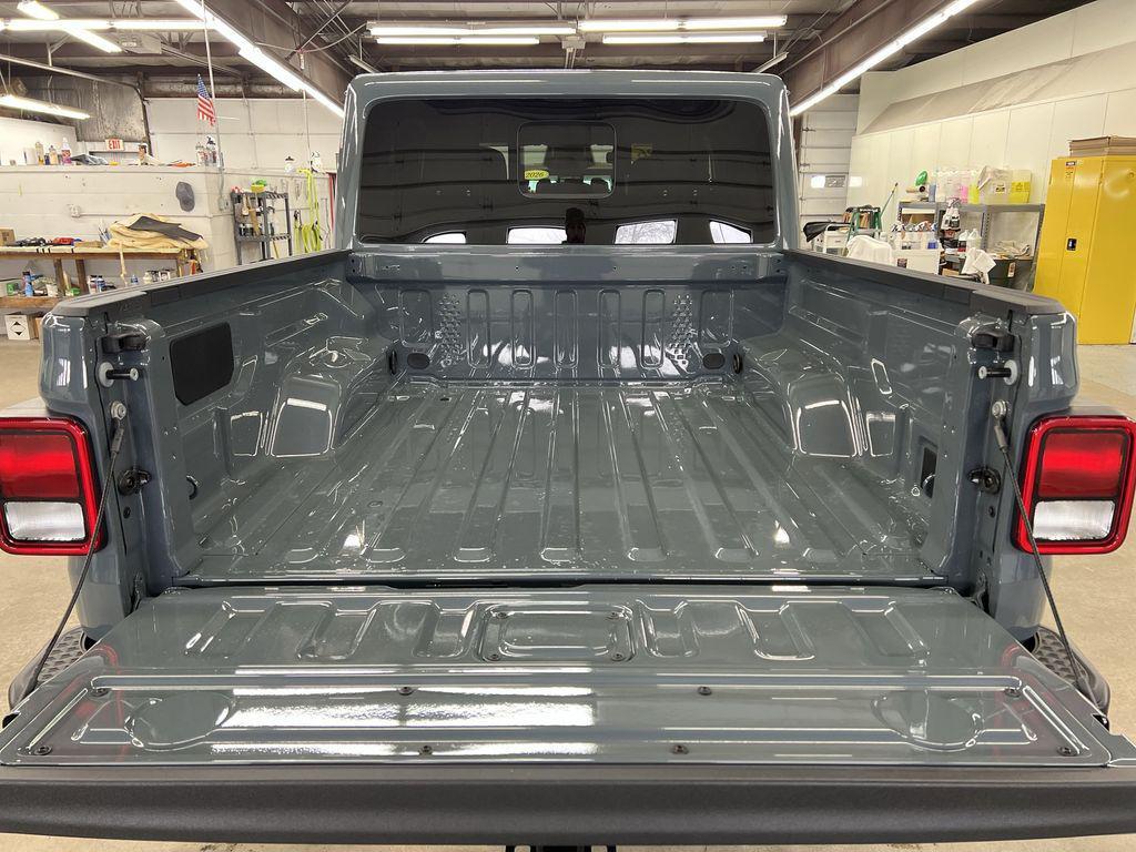 new 2026 Jeep Gladiator car, priced at $52,988