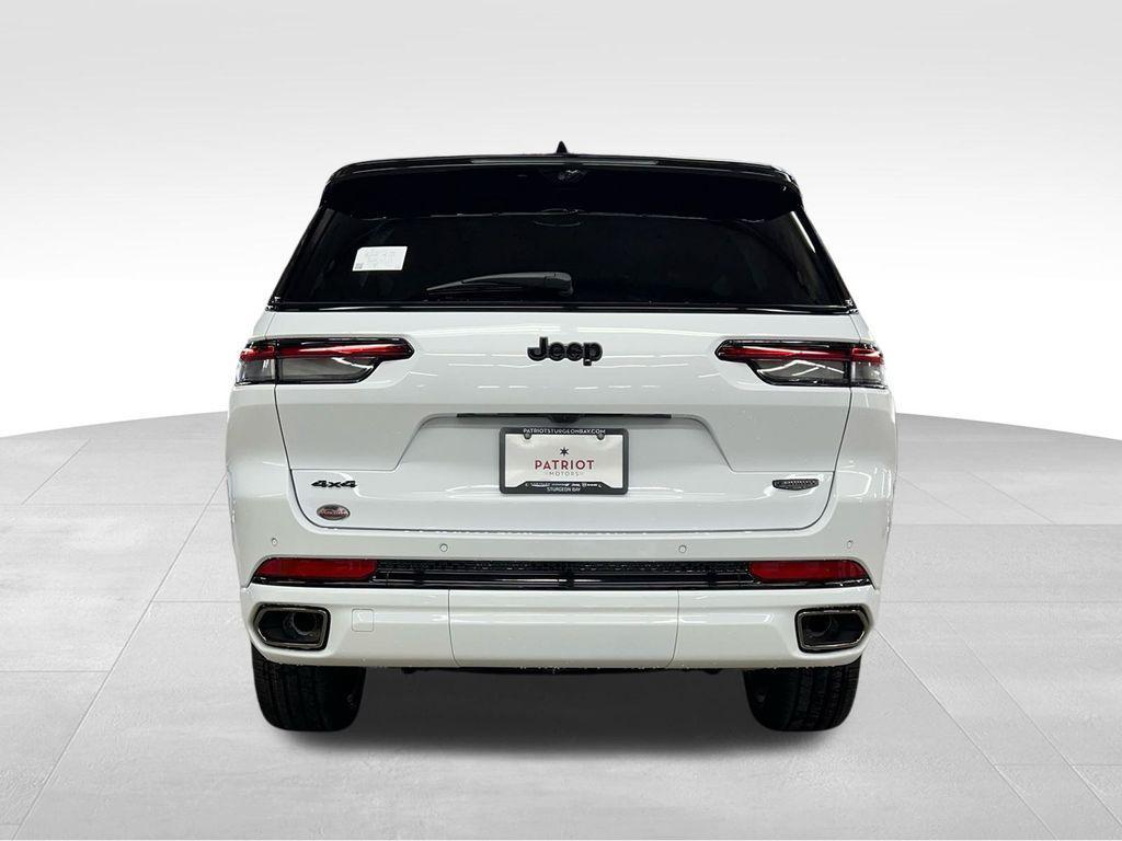 new 2025 Jeep Grand Cherokee L car, priced at $74,720