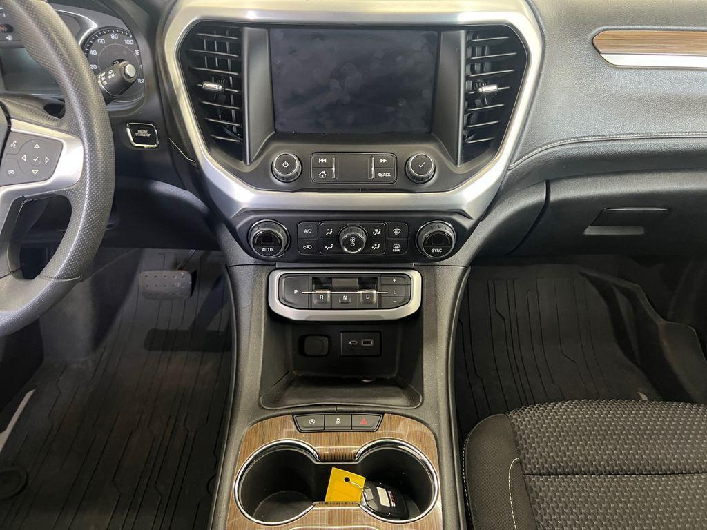 used 2023 GMC Acadia car, priced at $26,425