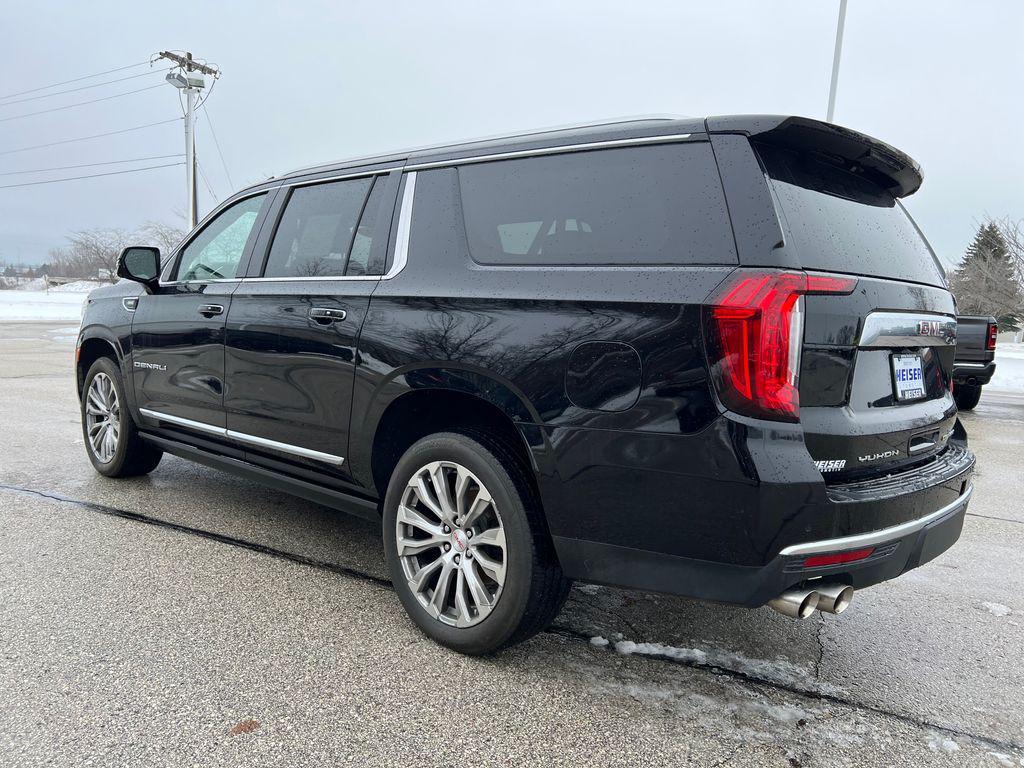 used 2022 GMC Yukon XL car, priced at $48,730