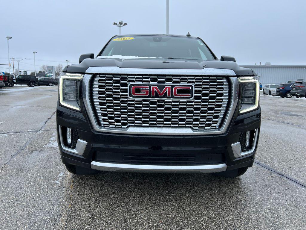 used 2022 GMC Yukon XL car, priced at $48,730