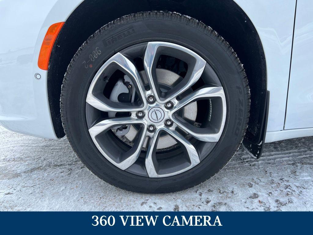 new 2026 Chrysler Pacifica car, priced at $61,740