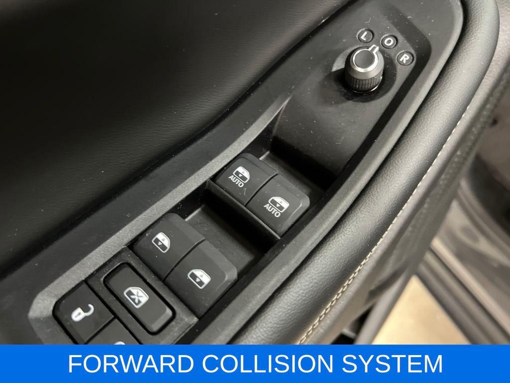 used 2024 Jeep Grand Cherokee L car, priced at $33,146