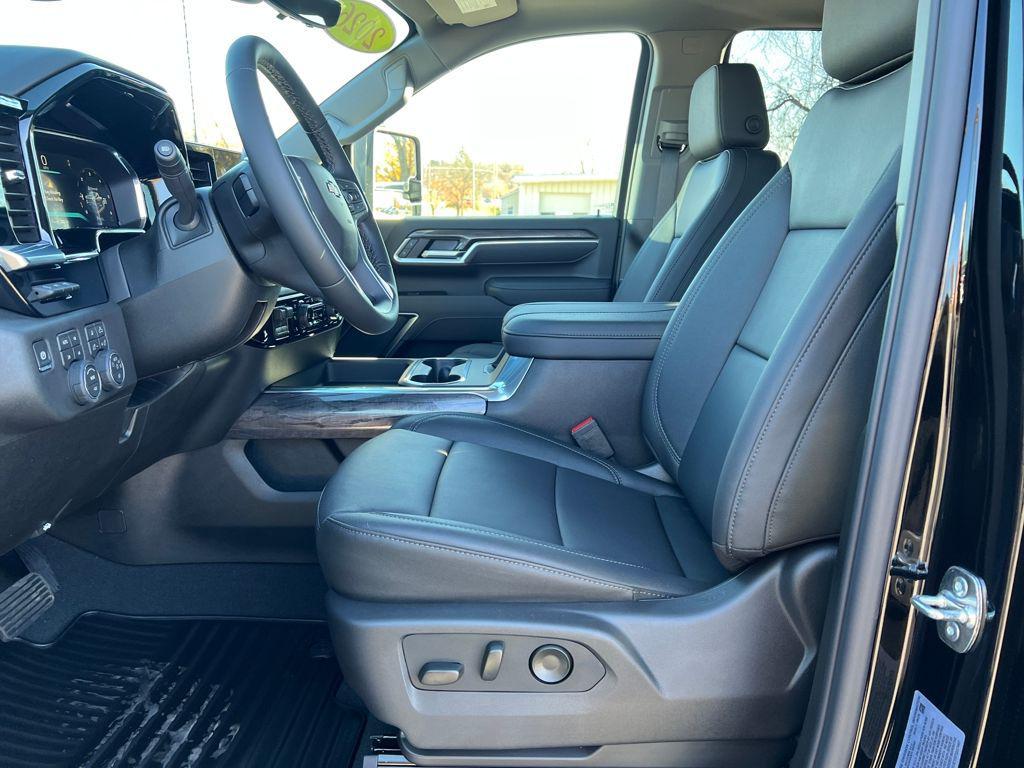 new 2026 Chevrolet Silverado 3500 car, priced at $85,890