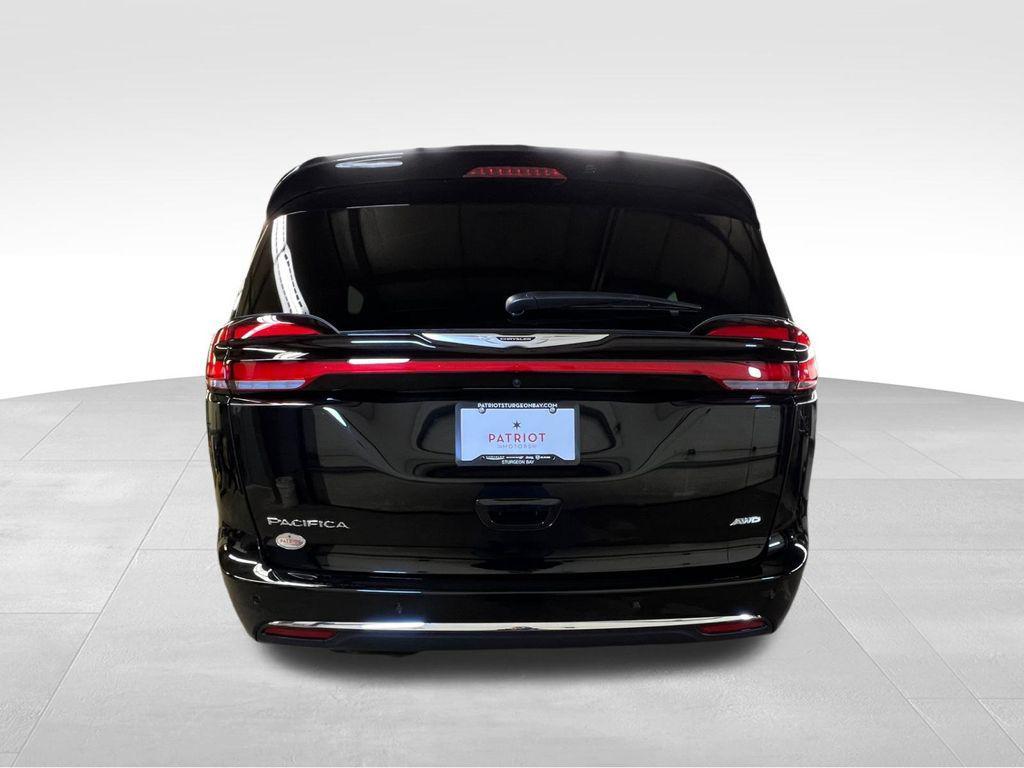 new 2025 Chrysler Pacifica car, priced at $50,315