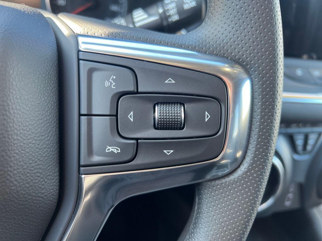 new 2026 Chevrolet Blazer car, priced at $39,995