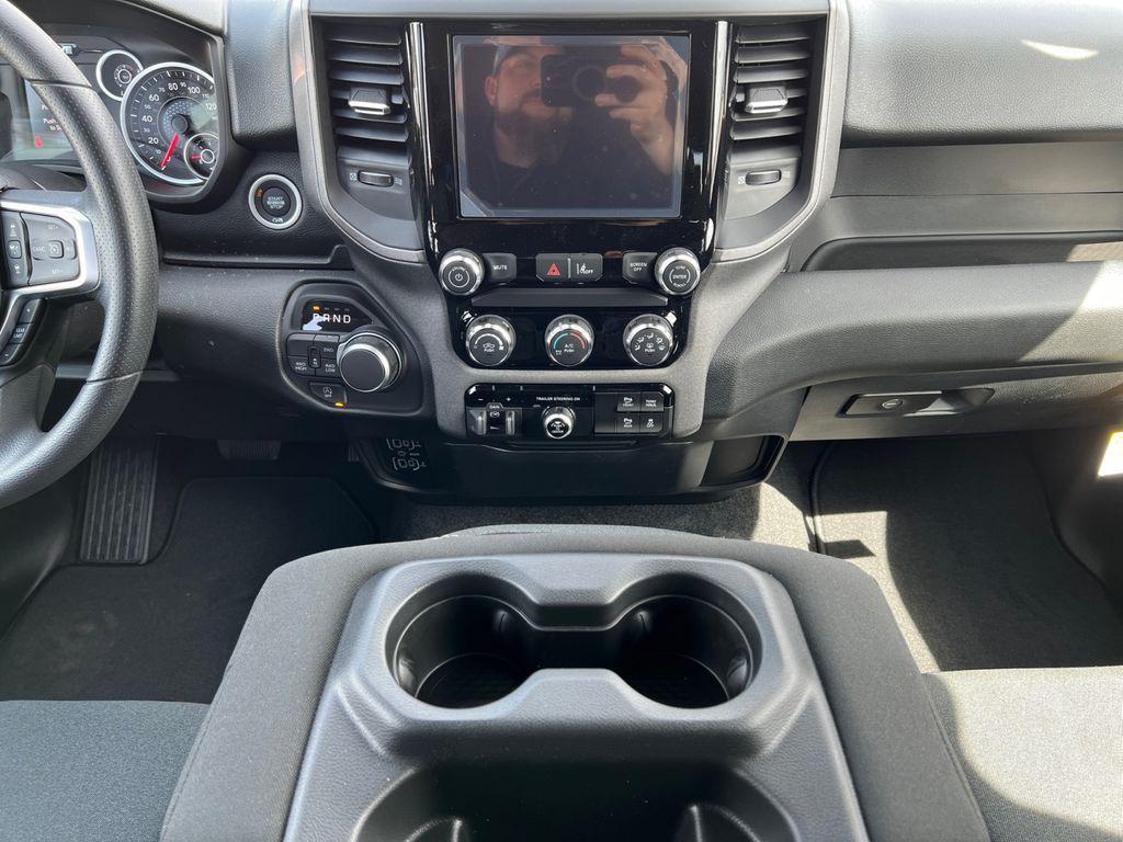 new 2025 Ram 1500 car, priced at $55,695